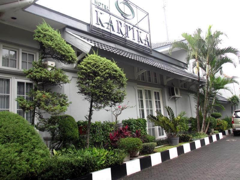 Kartika Hotel 3*